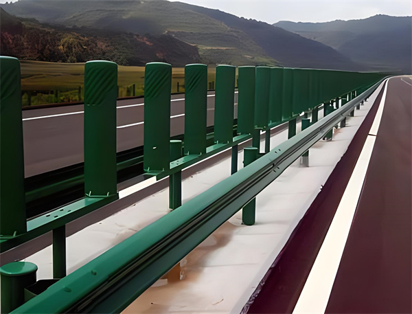 三亚三波护栏板在高速公路的应用